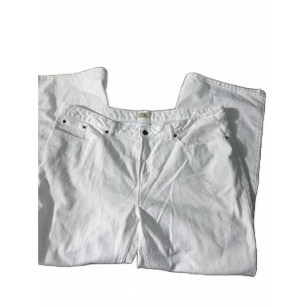L.L.Bean White Women's White Casual Pants‎ - Comfortable and Stylish Size 18W
